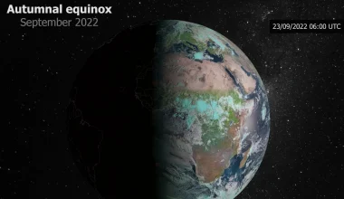 Συγκλονιστική εικόνα: Η Γη φωτογραφίζεται από δορυφόρο κατά τη φθινοπωρινή ισημερία