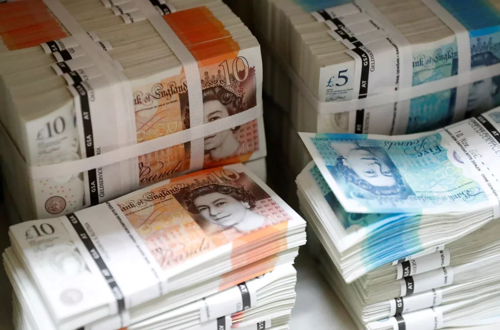 Οι Βρετανοί έχουν μια εβδομάδα καιρό για να ξοδέψουν χαρτονομίσματα αξίας £11 δισ.