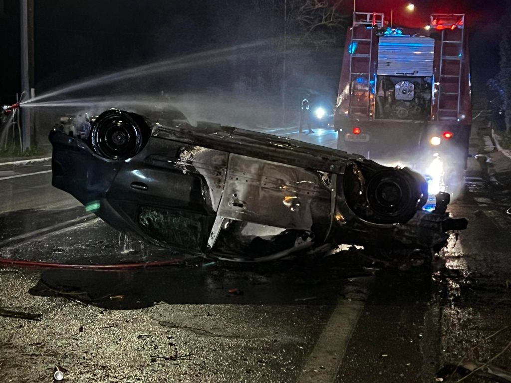 Θανατηφόρο τροχαίο στην Αττική Οδό – Ηλικιωμένος ανασύρθηκε νεκρός από το όχημά του