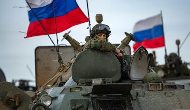 Reuters: «Η Ρωσία “ρίχνει” 600 δισ.δολάρια στις ένοπλες δυνάμεις της για την επόμενη τριετία»