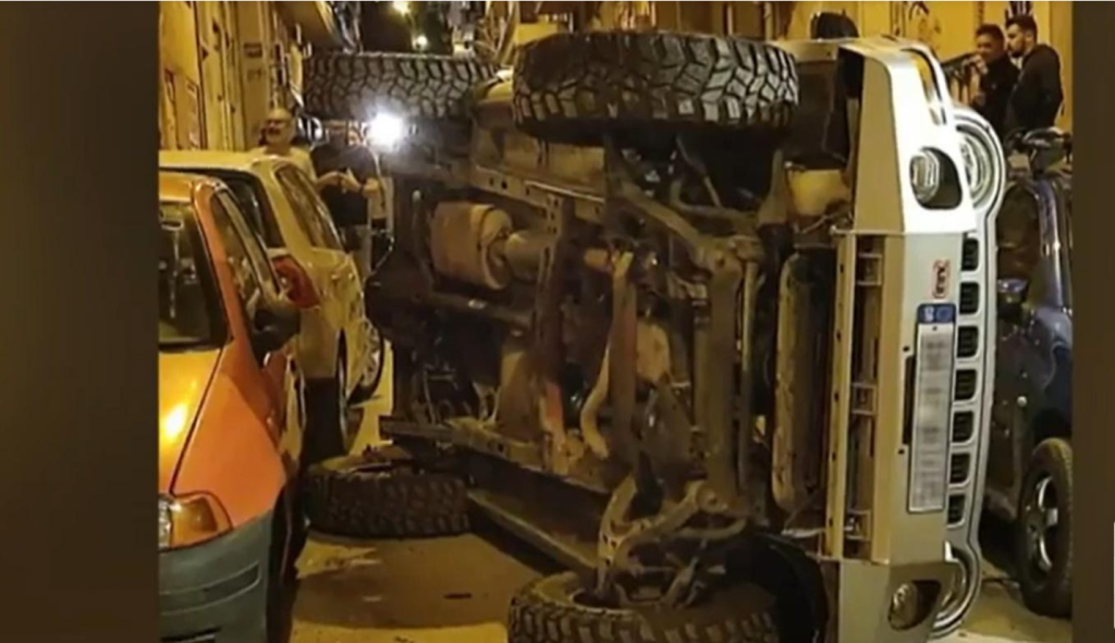 Τούμπαρε SUV στο κέντρο της Αθήνας