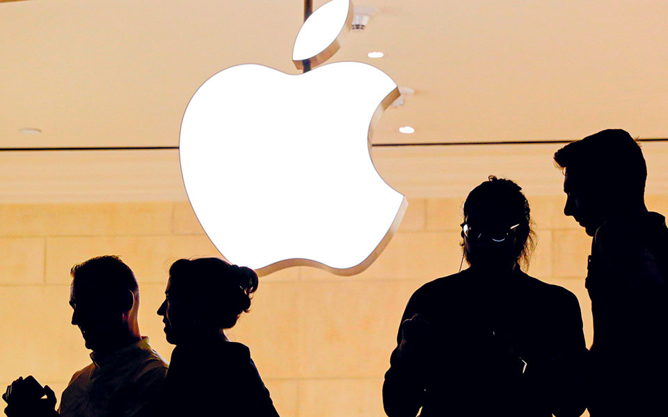 Οι τεχνολογικοί κολοσσοί στις ΗΠΑ θέλουν να κοπεί η τηλεργασία