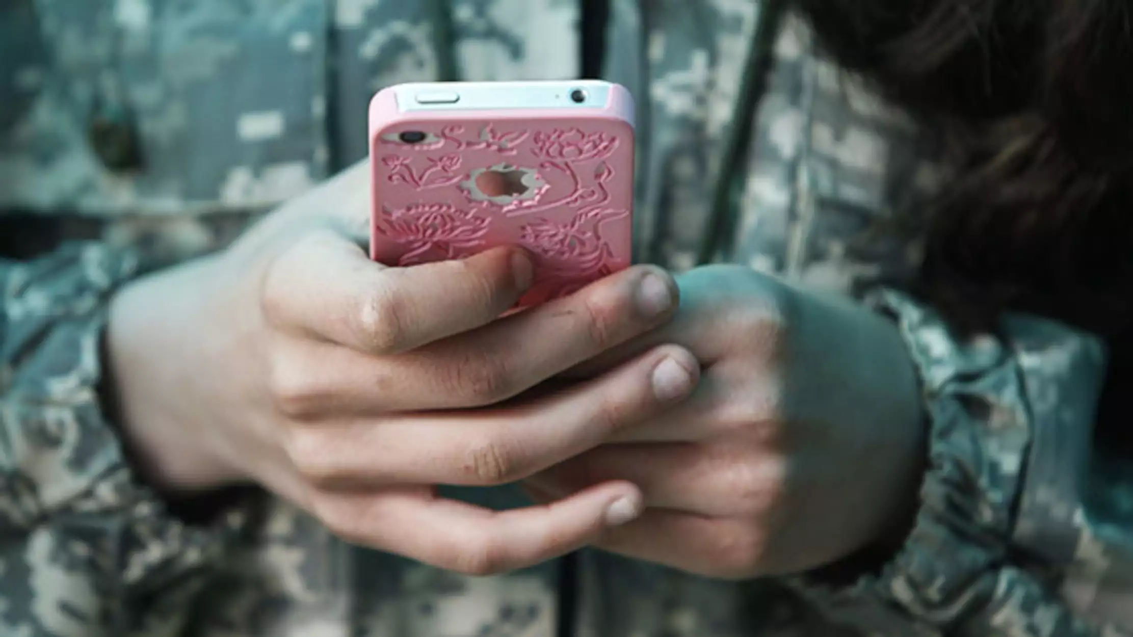 Ποια είναι η «σωστή ηλικία» για να πάρουμε κινητό στο παιδί μας;