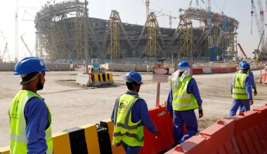 Μουντιάλ 2022: Οι οικογένειες των εργατών που σκοτώθηκαν στο Κατάρ διεκδικούν αποζημιώσεις ύψους 330 εκ.ευρώ