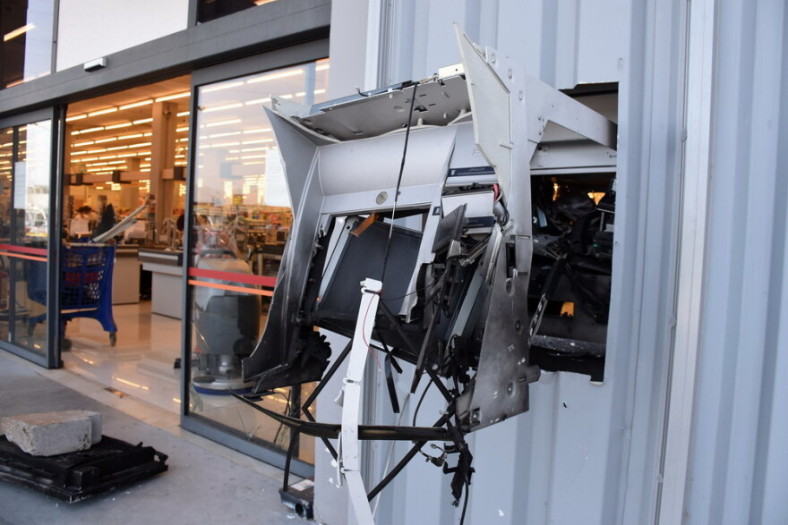 Παγίδευσαν ΑΤΜ στη Θεσσαλονίκη για να κλέψουν 665.000 ευρώ