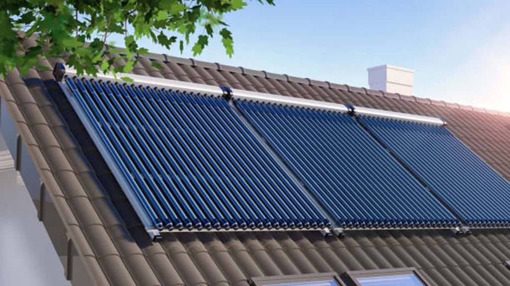 Ηλιακοί θερμοσίφωνες στις ταράτσες: Πότε θα ανοίξει η πλατφόρμα