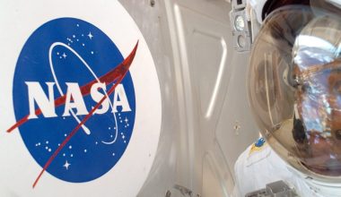H NASA αποσύρει τον πύραυλο της αποστολής «Artemis 1» λόγω του τυφώνα Ίαν