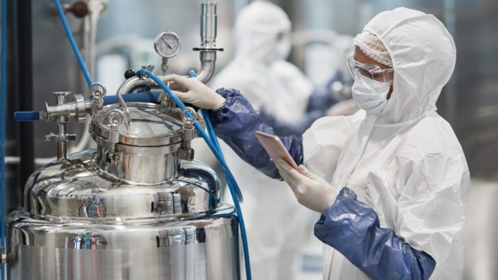 Ιαπωνία: «Μπλοκάρει» την εξαγωγή στη Ρωσία αγαθών κατάλληλων για την κατασκευή χημικών όπλων