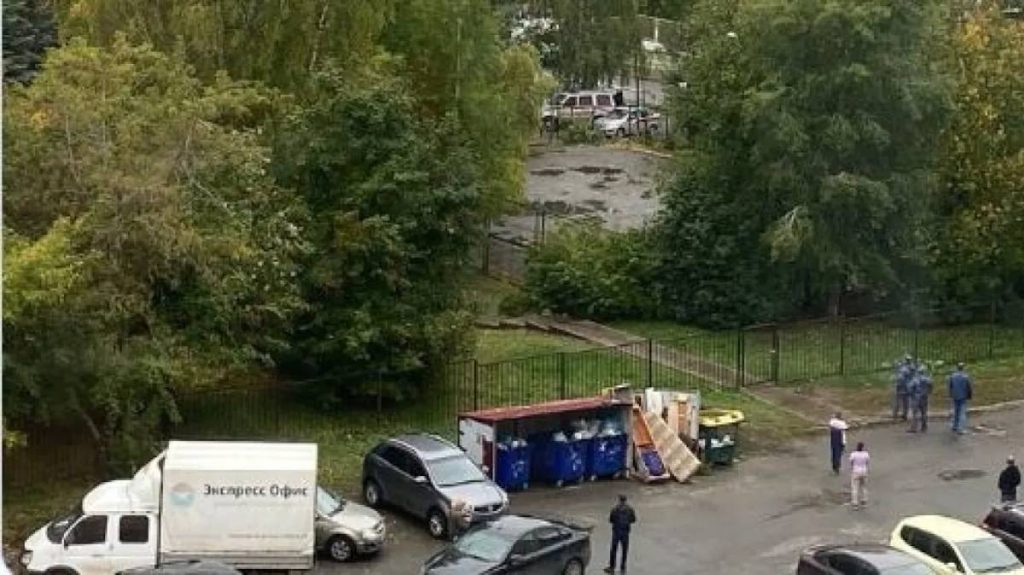 Πυροβολισμοί σε σχολείο στο Ιζέβσκ της Ρωσίας: Τουλάχιστον 13 νεκροί μεταξύ των οποίων 7 παιδιά (βίντεο) (upd)