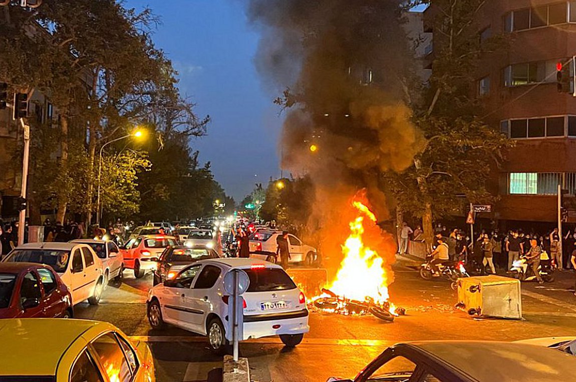 Μεγαλώνει ο τραγικός απολογισμός στο Ιράν – Τουλάχιστον 76 οι νεκροί στις διαδηλώσεις