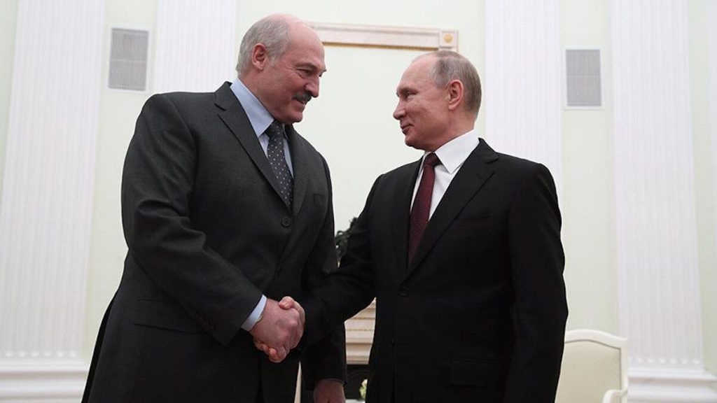 Τον Α.Λουκασένκο υποδέχθηκε στο Σότσι τη Ρωσίας ο Β.Πούτιν (βίντεο)