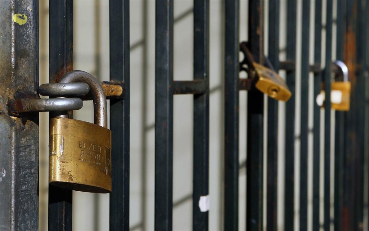 «Ματώνει» η επιχειρηματικότητα στη χώρα – Περισσότερες από 700.000 επιχειρήσεις στο «κόκκινο»