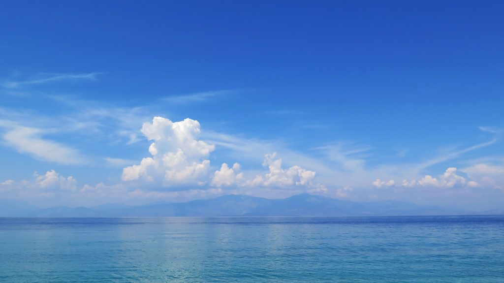 Καιρός: Τους 33 βαθμούς θα φτάσει ο υδράργυρος την Παρασκευή