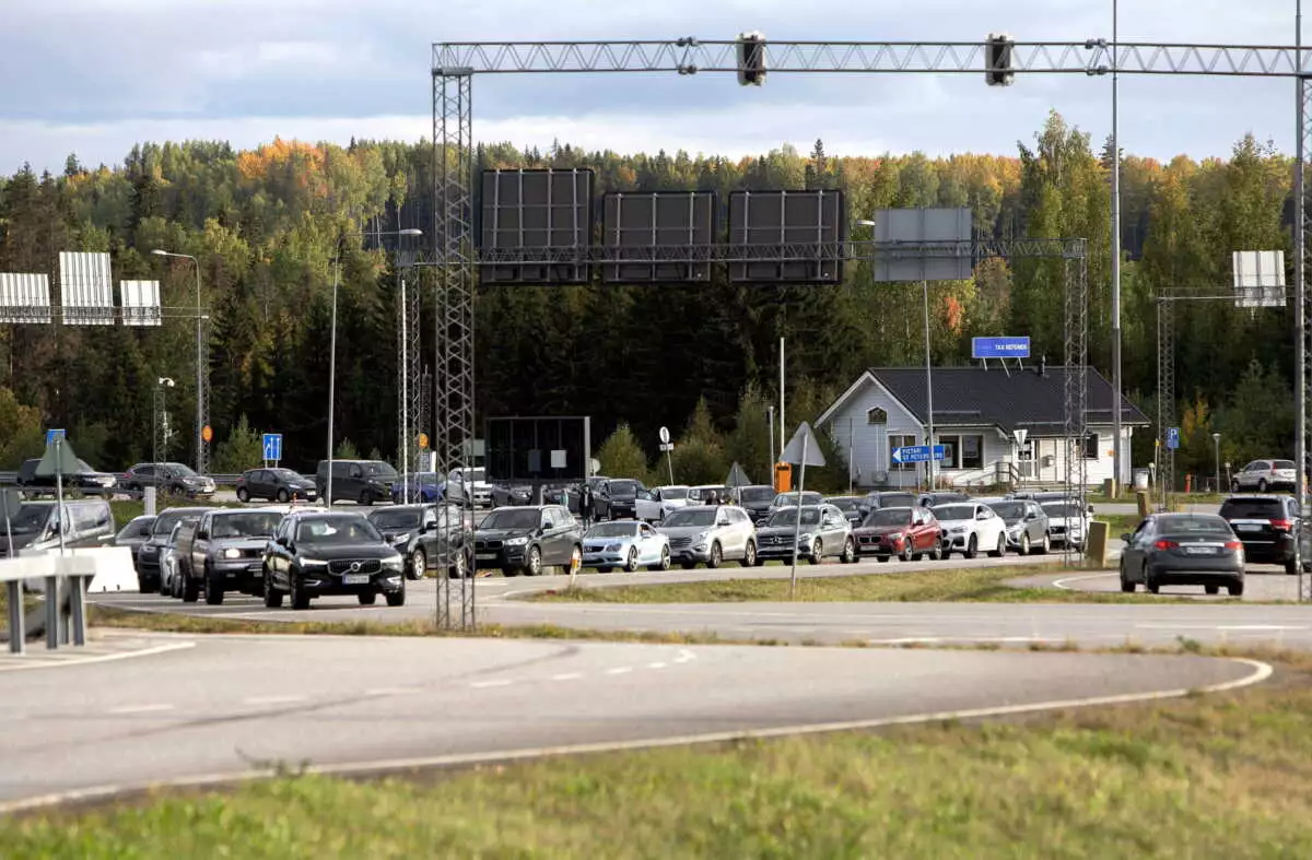 Φινλανδία: Απαγορεύει από αύριο την είσοδο Ρώσων με τουριστικές βίζες Σένγκεν στη χώρα