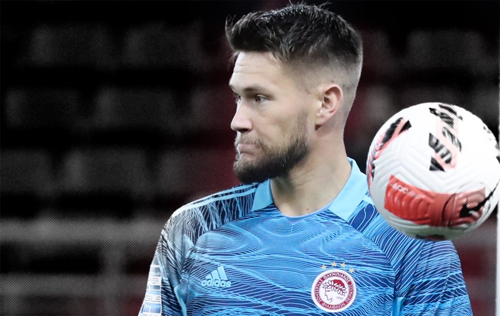 Ολυμπιακός: Ζημιά στον ώμο για Βατσλίκ – Μένει έως και τρεις μήνες εκτός