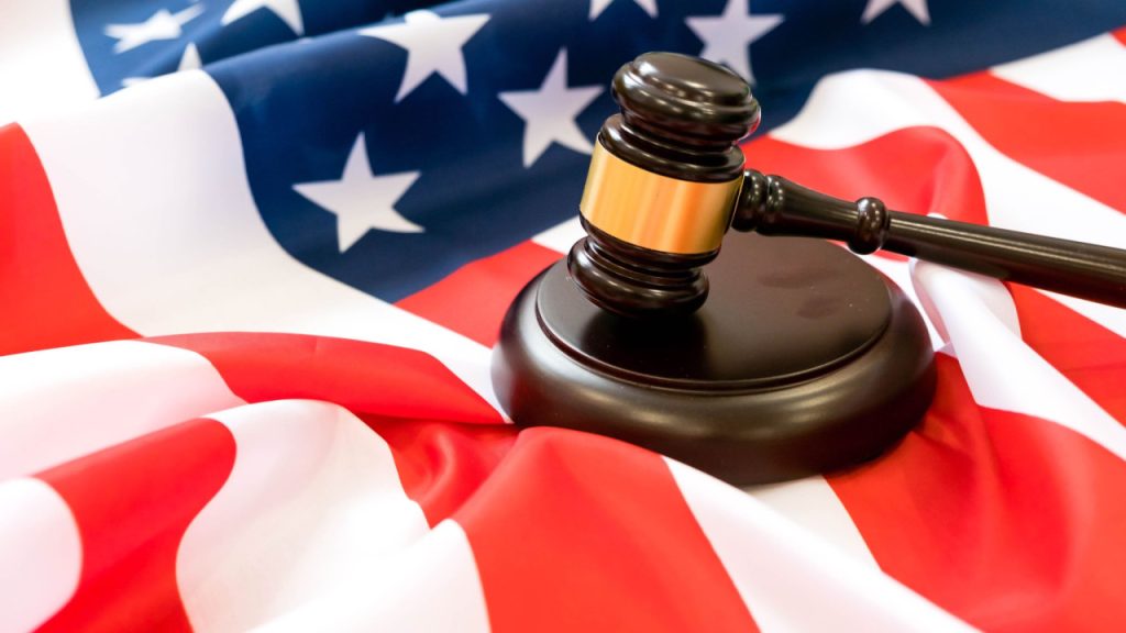 ΗΠΑ: Έξι πολιτείες προσφεύγουν στη δικαιοσύνη για να μπλοκάρουν τη διαγραφή χρεών από φοιτητικά δάνεια