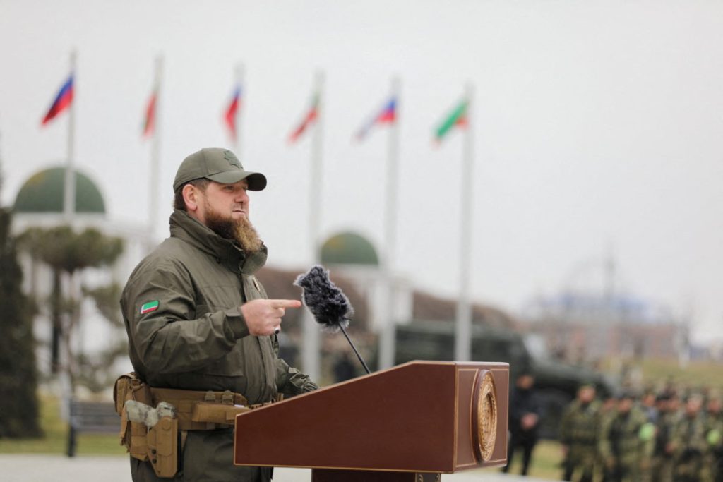 Ρ.Καντίροφ: «Είμαι ευχαριστημένος από τις περιοχές στην Ουκρανία που βρίσκονται Τσετσένοι μαχητές»