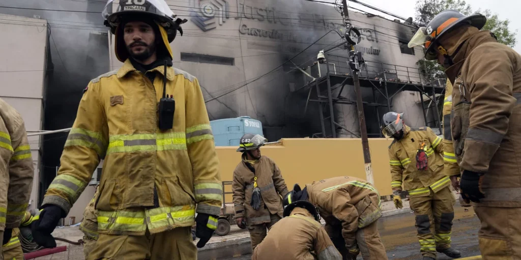 Παραγουάη: Πυρκαγιά στην έδρα των εκλογικών αρχών – Ένας νεκρός