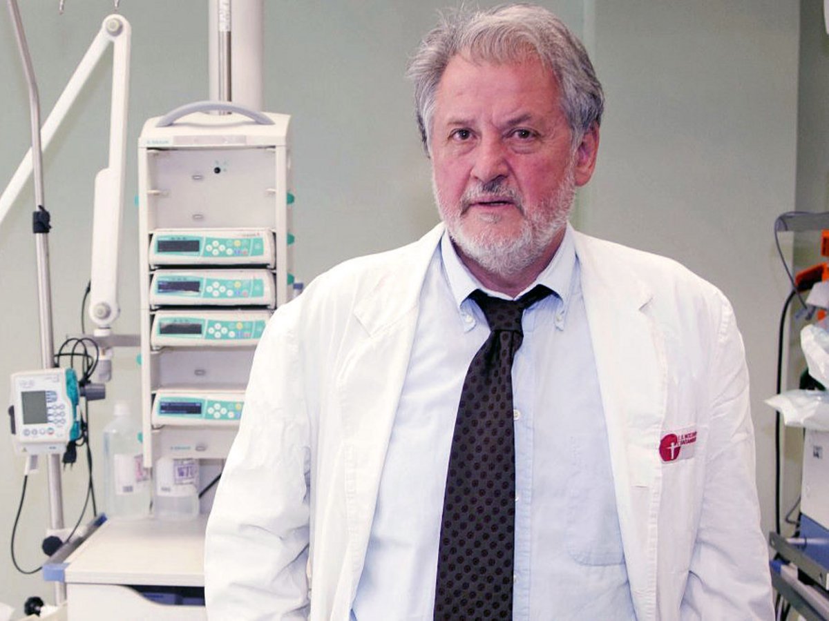Στροφή 180ο – Ο πρώην «σκληρός των εμβολίων» Ν.Καπραβέλος τώρα στηρίζει τους ανεμβολίαστους