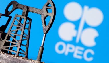 ΟΠΕΚ+: Θα γίνει δεκτό το ρωσικό αίτημα για μείωση της παραγωγής πετρελαίου κατά 1 εκατ. βαρέλια την ημέρα!