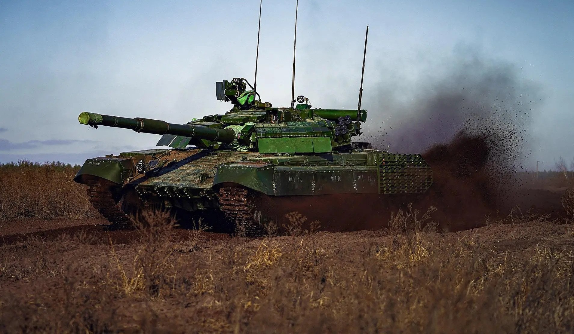 Ουκρανία: Ρυμουλκήσεις ρωσικών τεθωρακισμένων από τον ουκρανικό Στρατό