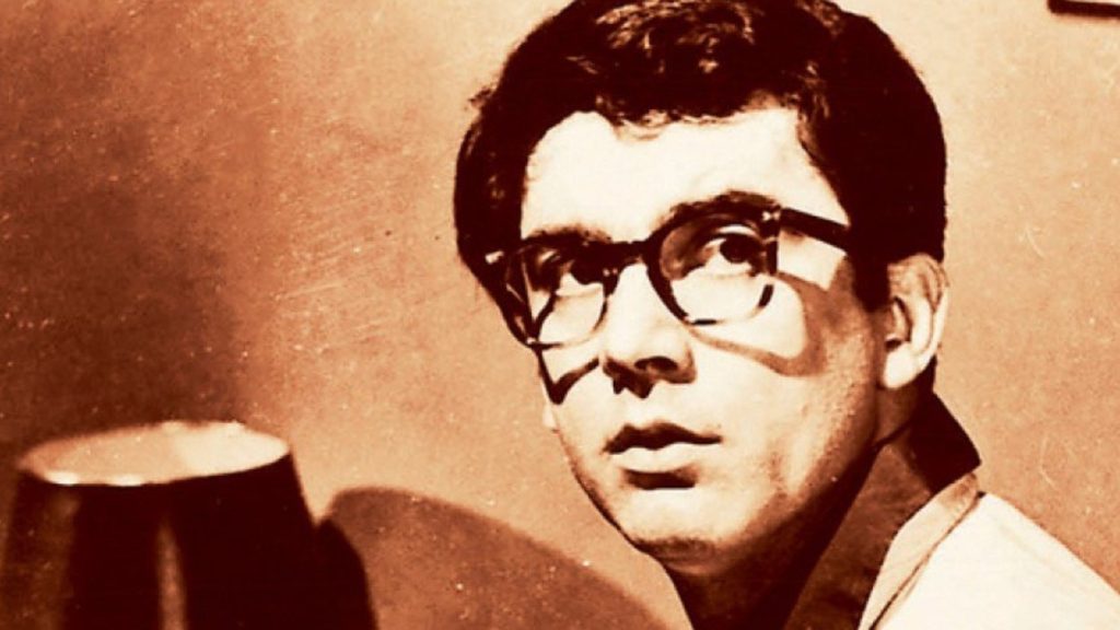 Σπάνιο υλικό: Ο 19χρονος Δημήτρης Χορν στην πρώτη του εμφάνιση στη θεατρική σκηνή (φωτο)