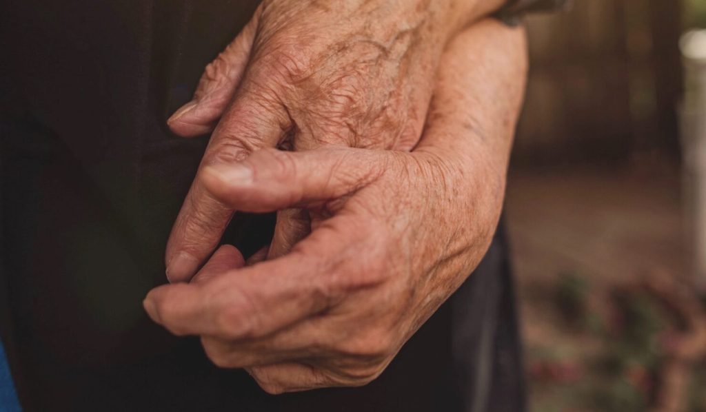 Κατά 1004% θα αυξηθούν ως το 2050 οι υπεραιωνόβιοι – Ο Ελληνικός πληθυσμός μειώνεται