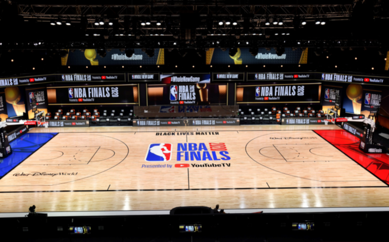 ΝΒΑ: Αυτή η μασκότ βγάζει 625.000 δολάρια τον χρόνο! (φωτό)