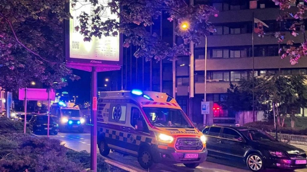 Σλοβακία: Μεθυσμένος οδηγός έπεσε σε στάση λεωφορείου & «σκόρπισε» το θάνατο – 5 νεκροί & 5 τραυματίες