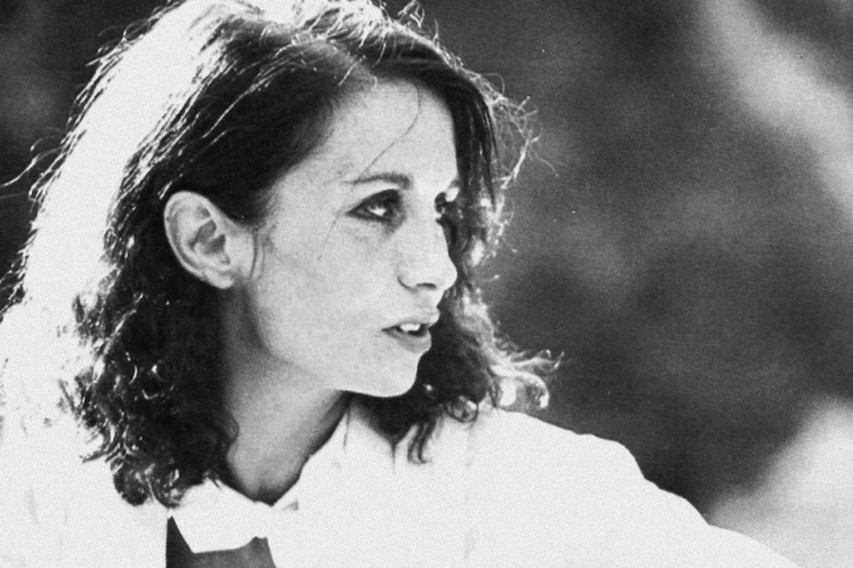 Σαν σήμερα «έφυγε» από τη ζωή Κατερίνα Γώγου – Η πολιτικοποιημένη ποιήτρια των Εξαρχείων που πάλεψε με τους δαίμονες της