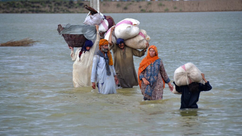 «Καμπανάκι κινδύνου» του ΟΗΕ για τις υδατογενείς ασθένειες στο Πακιστάν: Συγκεντρώνει 816 εκατ. δολάρια
