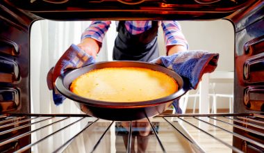 Τι μπορείτε να κάνετε για λιγότερο ρεύμα όταν μαγειρεύετε στον φούρνο