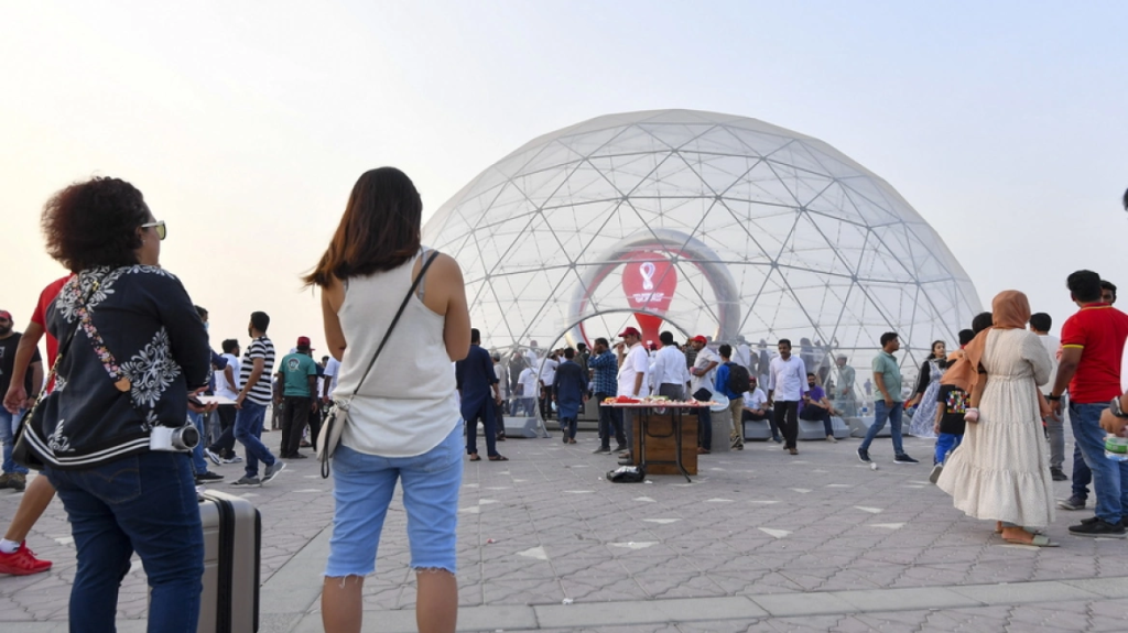 Το Παρίσι και ακόμα έξι πόλεις μποϊκοτάρουν το Μουντιάλ του Κατάρ