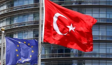 Ευρωπαίος αξιωματούχος: «Η Τουρκία αποδέχτηκε την πρόσκληση για τη συνεδρίαση στην Πράγα»