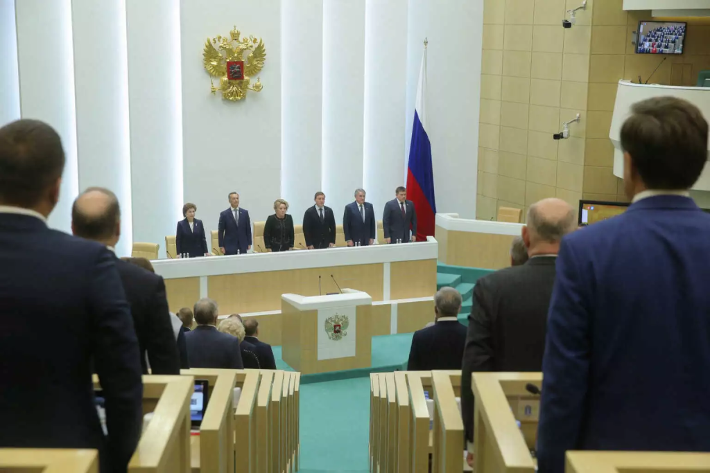 Ρωσία: Το Συμβούλιο της Ομοσπονδίας ενέκρινε την ενσωμάτωση των 4 περιοχών της Ουκρανίας
