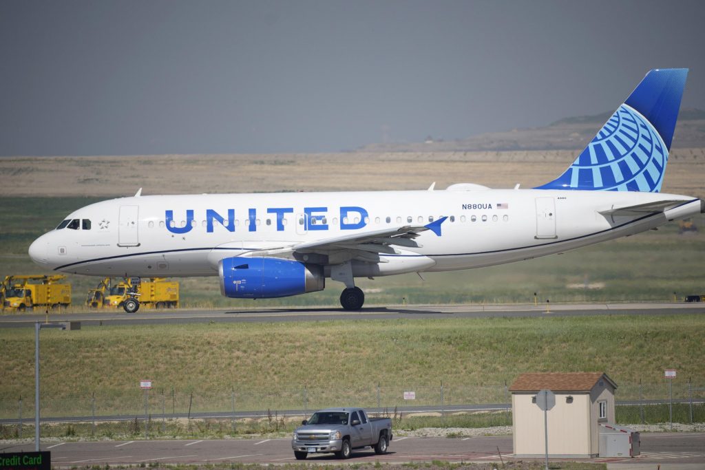 United Airlines: Γυναίκα πέθανε από ανακοπή καρδιάς κατά τη διάρκεια της πτήσης