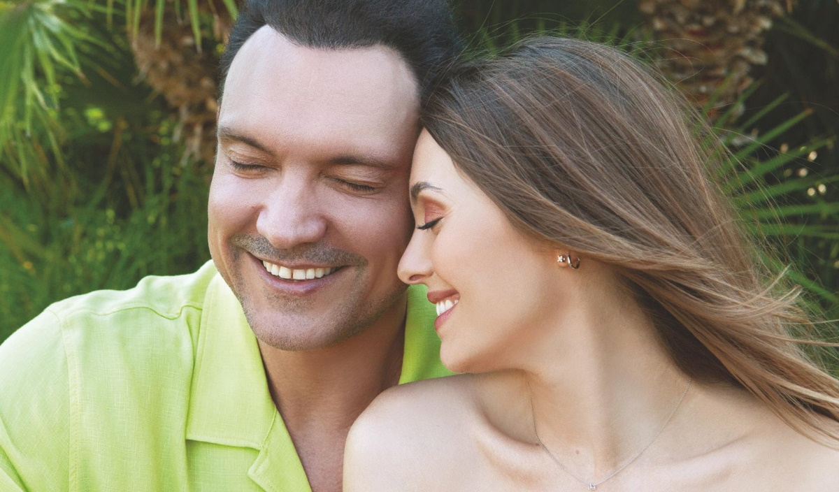 Πατέρας για πρώτη φορά ο Τζίμης Σταθοκωστόπουλος – Γέννησε η Ιωάννα Σιαμπάνη (φωτό)