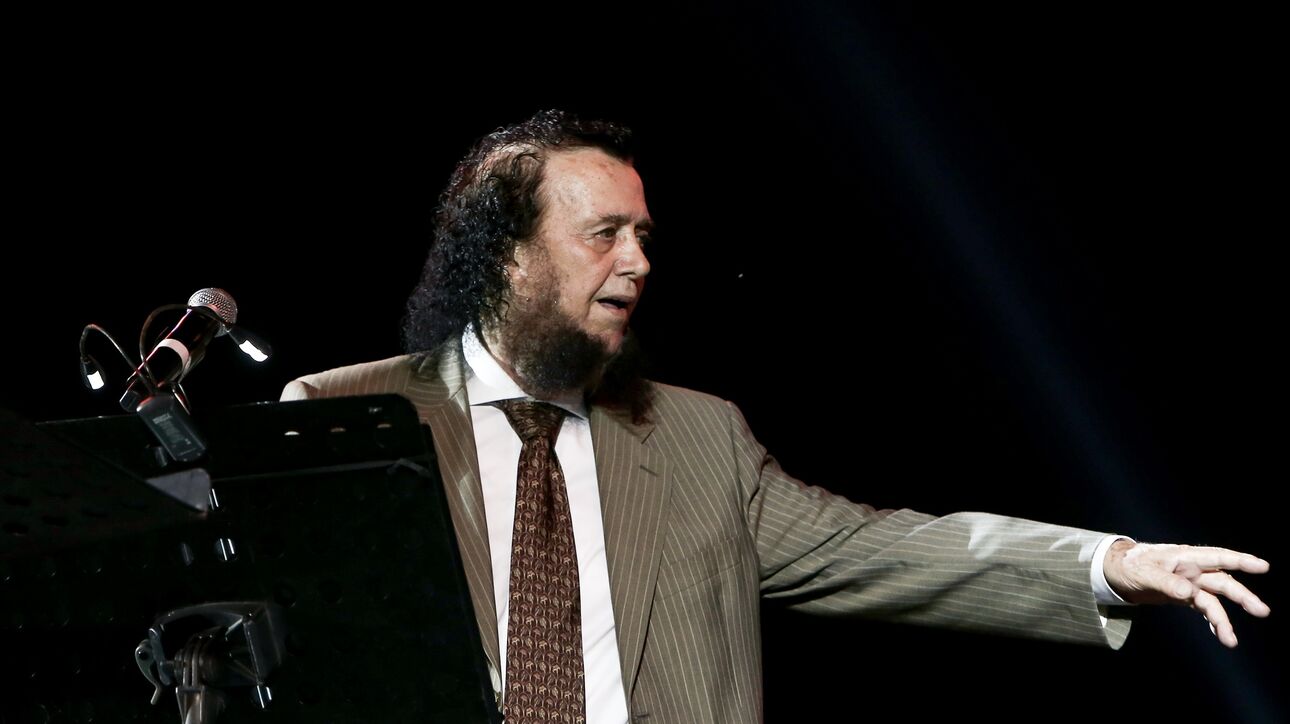 Σήμερα το τελευταίο αντίο στον σπουδαίο τραγουδιστή Σταμάτη Κόκοτα