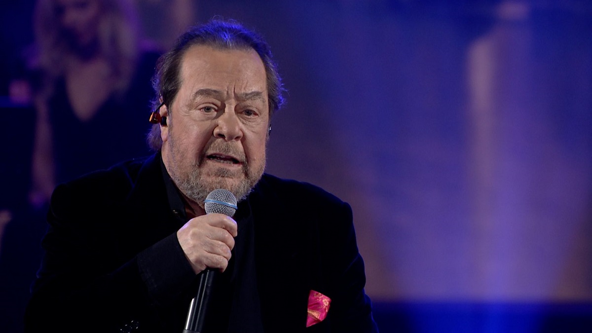 Πρώτη φορά μετά από καιρό: Δείτε πώς είναι ο Γιάννης Πάριος σήμερα (φωτό)