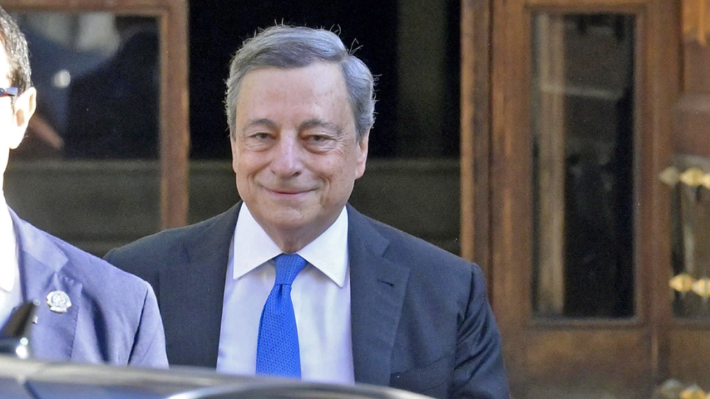 Λίγο πριν «παραδώσει» ο Μ.Ντράγκι ζητά αλληλεγγύη για την ενεργειακή κρίση