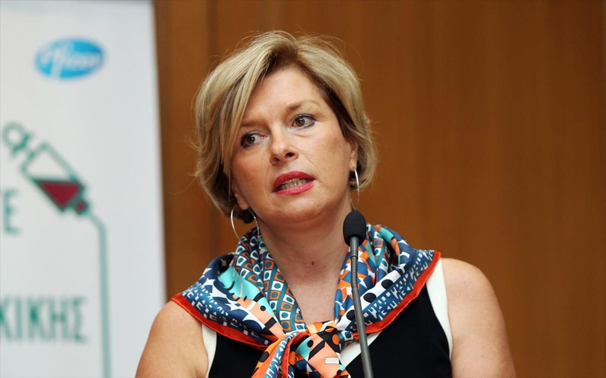 Τι δηλώνει η Μ.Γκάγκα για ανεμβολιάστους υγειονομικούς, κορωνοϊό και την… γρίπη