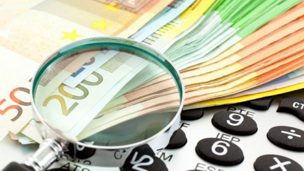 Όσα πρέπει να ξέρετε για τις αφορολόγητες δωρεές χρημάτων μεταξύ αδελφών