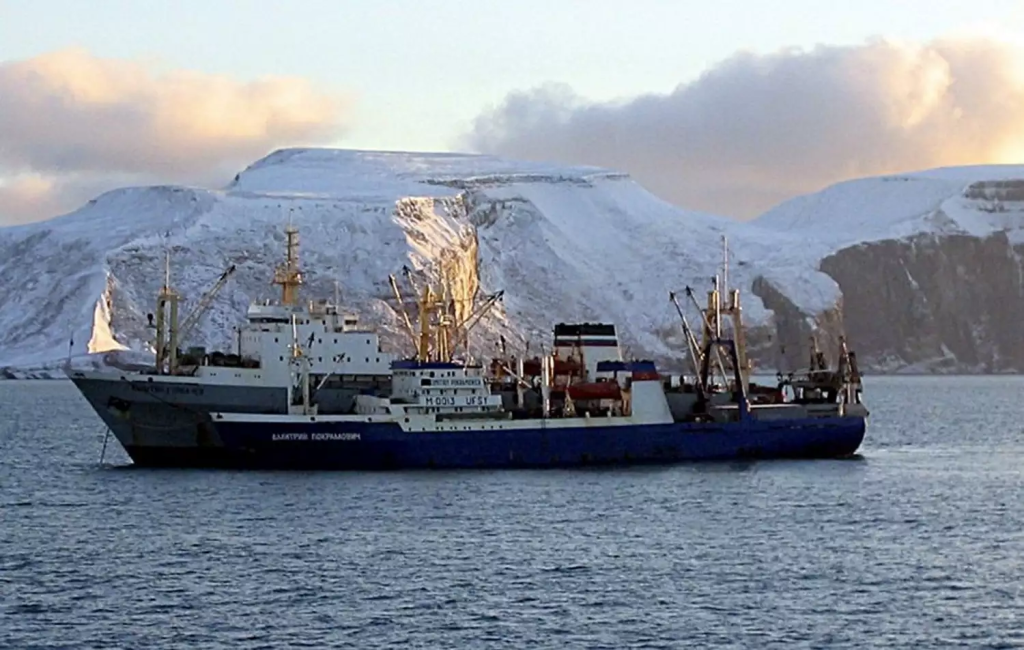 Η Νορβηγία περιορίζει τα ρωσικά αλιευτικά για να μην παρακάμπτουν τις κυρώσεις