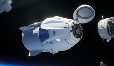 Η τελευταία αποστολή αστροναυτών της SpaceX για τη NASA έφτασε στον Διεθνή Διαστημικό Σταθμό