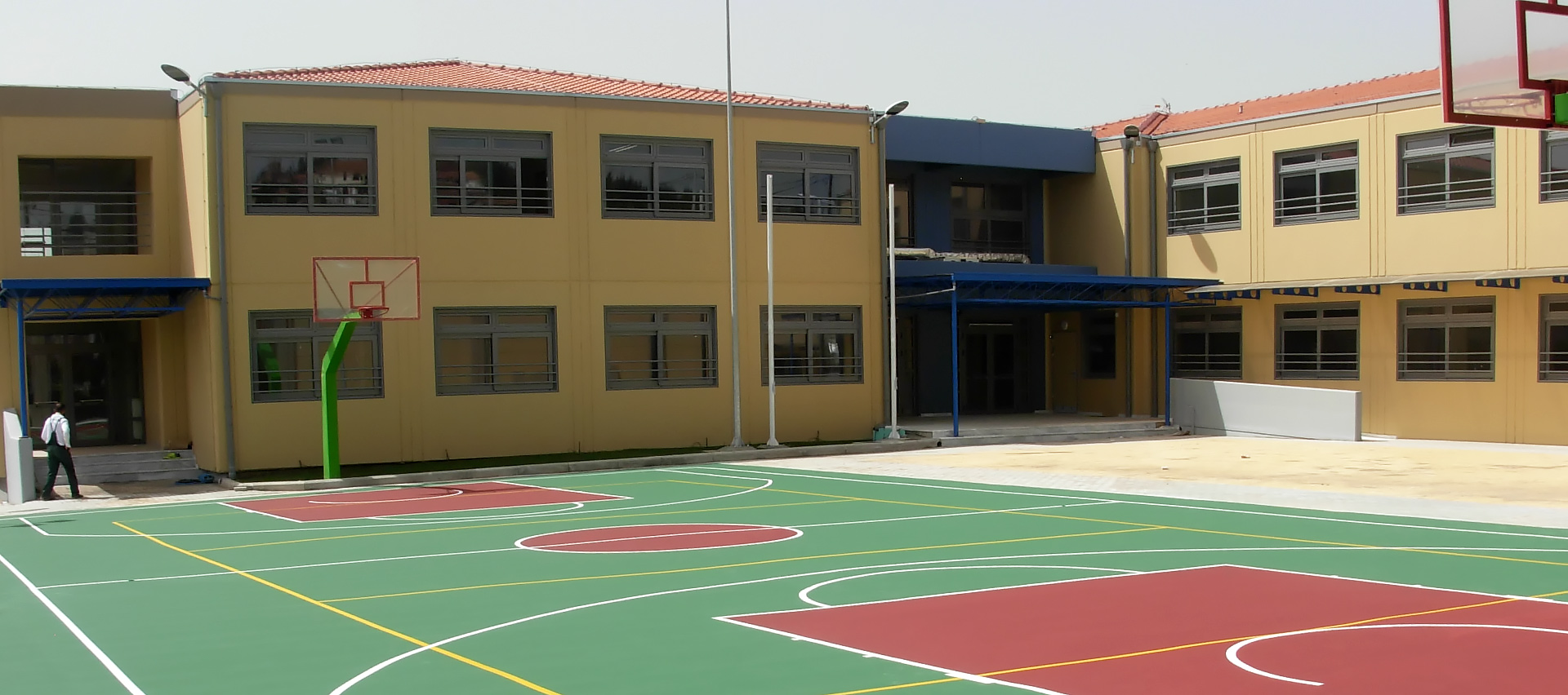 Επίθεση μαθητή σε καθηγητή στο Αιγάλεω – «Τον χτύπησα γιατί ένιωσα απειλή» λέει ο 16χρονος