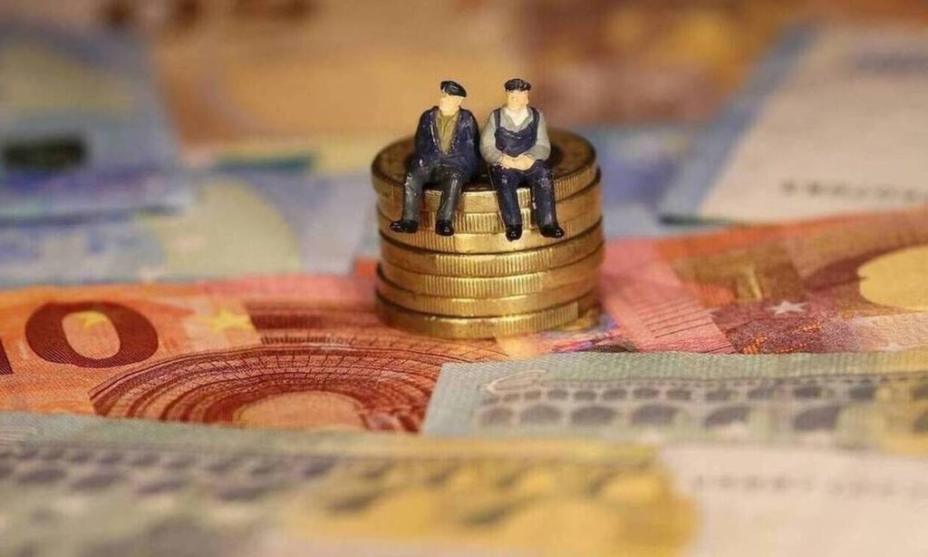 Συντάξεις: Όλες οι αλλαγές στα όρια ηλικίας για συνταξιοδότηση στο Δημόσιο με το νέο ασφαλιστικό