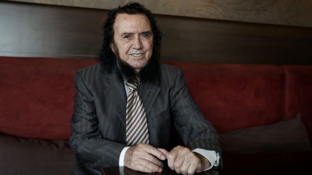 «Sta-Coco»: Το βαπόρι του Σταμάτη Κόκοτα γίνεται πάρκο για καταδύσεις (φώτο)