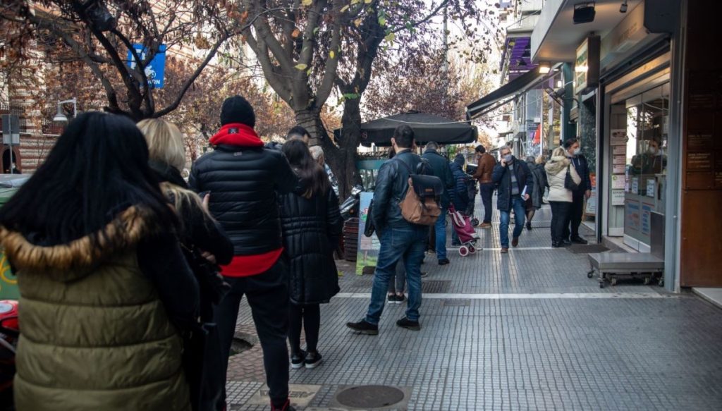 Θεσσαλονίκη: Ξεκινά αύριο το μειωμένο ωράριο των καταστημάτων