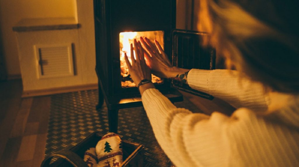 Που καταντήσαμε – Ανάρπαστες οι σόμπες: Λίστες αναμονής… 40 ημερών!