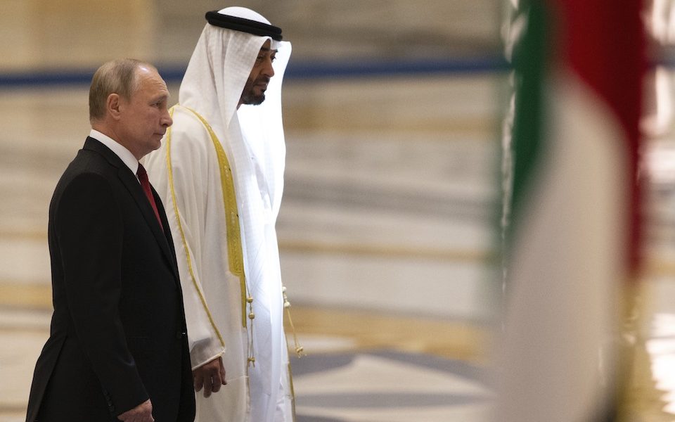 Συνάντηση Β.Πούτιν με τον πρόεδρο των ΗΑΕ στον απόηχο της απόφασης του ΟΠΕΚ+